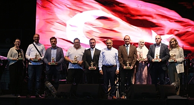 39. Aşık Seyrani Kültür ve Sanat Festivali'nde 'Zara' Rüzgarı Esti...