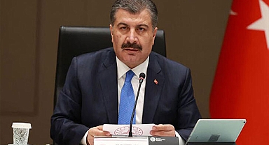 Bakan Koca depremzedelere sağlık hizmeti verildiğini açıkladı.