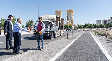 Başkan Büyükkılıçtan Yeni Yapılan Yollara Bisiklet Yolu Vurgusu...