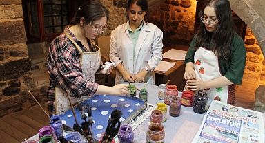 Büyükşehir Kent Atolyesi'nde Vatandaş'ı Sanatla Buluşturuyor...