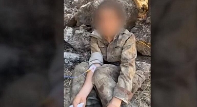 Çatışmada ele geçirilen teröristin yaralarına Mehmetçik müdahale etti...