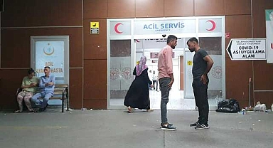 Evinde otururken başına maganda kurşunu isabet etti