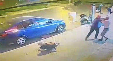 İzmir'de husumetli esnaf dehşet saçtı: 1 ölü, 1 ağır yaralı!