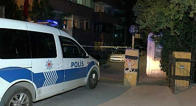 Kadıköy'de bıçaklı kavga: 2 yaralı
