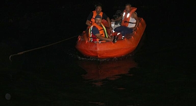 Kızılırmak'da Bot Alabora Oldu...