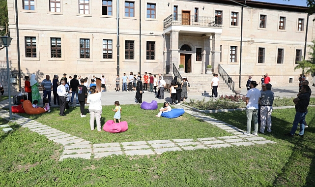 Melikgazi'de Doğayla İç İçe İngilizce Kampı Başlıyor