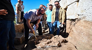 Mersin'de yapılan kazılarda 2'nci yüzyıla ait tarihi eserler bulundu