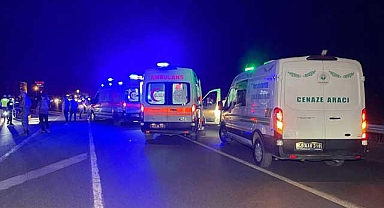 Muş-Bingöl yolunda zincirleme kaza: 3 ölü, 8 yaralı