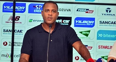 Patrick Kluivert, “İnanılmaz bir performans gösterip, inanılmaz bir sonuç aldık