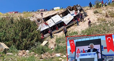 Son Dakika: 8 kişinin öldüğü kazaya karışan firma yolcu taşımacılığından çekildi!