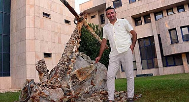 Sütçü İmam Üniversitesi'nden 2 tonluk sergi