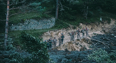 Toprak kaymasında can kaybı 17’ye yükseldi