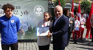 Vali Ustaoğlu'nun vedası...