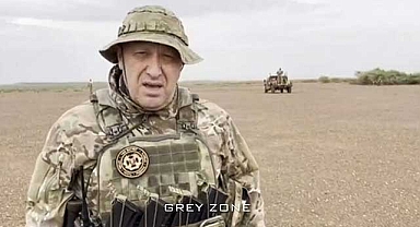 Wagner liderinin yolcu listesinde olduğu uçak düştü