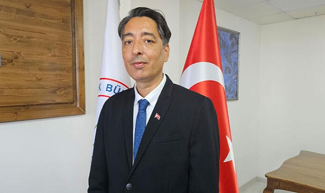 '100'üncü Yıl Marşı'nın söz yazarı ve bestecisi Kömürcü: 100 yılda bir olacak büyük gurur