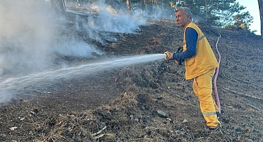Adana'daki Yangına Ekiplerin Müdahalesi