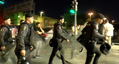 İBB ile imzalanan toplu sözleşmeyi reddeden çalışanların eyleminde arbede yaşandı