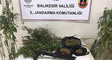 İl Jandarma Komutanlığı İstihbaratı Gönen ve Erdek İlçelerinde