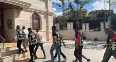 İstanbul'da Magandalar Trafiği Böyle Kilitledi...