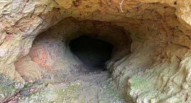 Kaçak define kazısı yapıldı