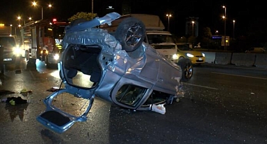 Kontrolden çıkan otomobil bariyerlere çarparak takla attı: 4 yaralı