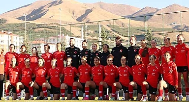 U19 Kadın Futbol Takımı Avrupa Şampiyonası için hazırlıklara başladı