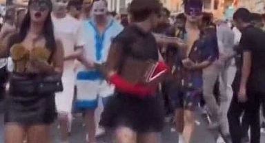 İstanbul'da sahte dolarlar dağıtanlar hakim karşısına çıktı!