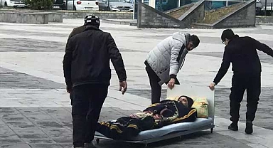 Suriye uyruklu bedensel engelli birey, boşanma davasına tekerlekli sandalye ile getirildi