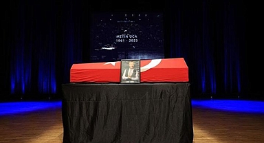 Ünlü sunucuya veda töreni düzenlendi