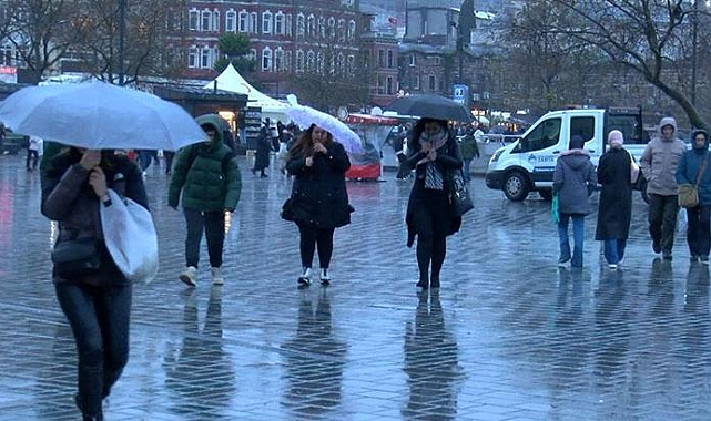 AKOM'dan İstanbul için fırtına uyarısı