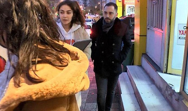 Sosyal medya fenomeni Ece Ronay'ın telefonu inceleniyor