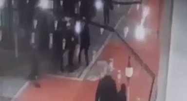 Fatih Camii imamına bıçaklı saldırının görüntüleri ortaya çıktı