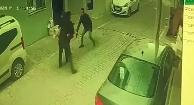 İzmir'de silahlı kavga: sokaktan geçen kadını kalkan olarak kullandı!