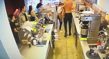Kıskançlık krizine giren şahıs 'gülücük' yüzünden baristayı dövdü