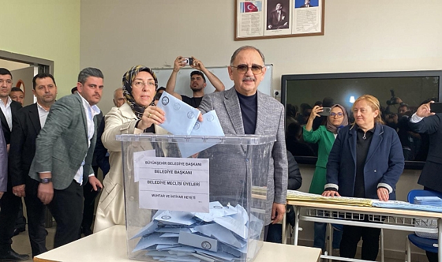 Bakan Özhaseki Oyunu Kullandı