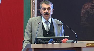 Bakan Tekin: Vatanımıza sahip çıkacak nesiller yetiştirmeyi önceliyoruz