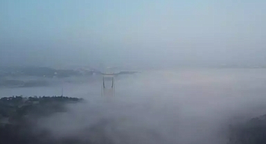 İstanbul güne sisle uyandı...