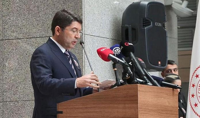 Şehit Cumhuriyet Savcısı Mehmet Selim Kiraz adliyede düzenlenen törenle anıldı