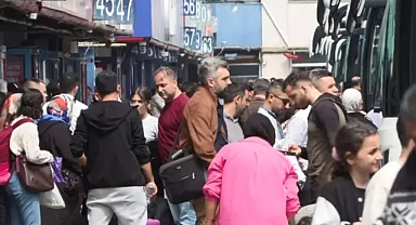 Bayrampaşa otogarında bayram trafiği...