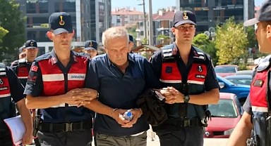Husumetlisini, 3 yaşındaki torununun gözü önünde öldüren sanık hakkında flaş karar!