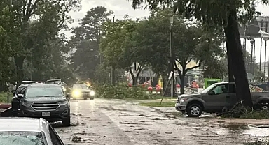 ABD’nin Teksas eyaletinde şiddetli fırtına: 4 kişi öldü...