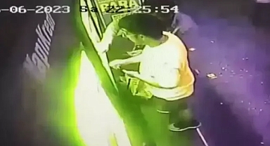 ATM'den para çeken turistleri işte böyle dolandırdılar!