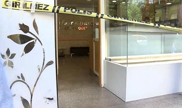 Bahçelievler'de havalandırma boşluğundan girip tavanı kırarak kuyumcuyu soydular