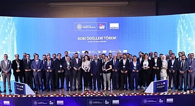 Bakan Kacır: Sanayimizde çarklar hız kesmeden dönmeye devam ediyor