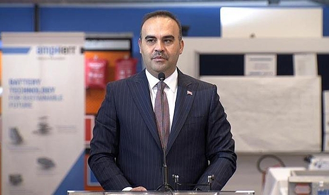 Bakan Kacır: Ülkemizi 'Bölgesel batarya üretim üssü' haline getirmeyi amaçlıyoruz