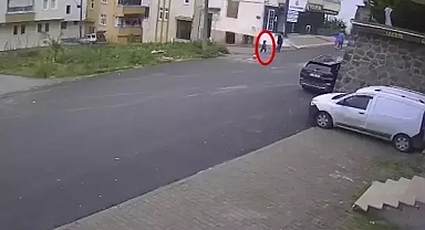 Motosikletin çarptığı küçük kız kurtarılamadı