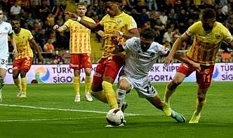 Son Dakika: Kayserispor Süper Lig'de kalmayı garantiledi!