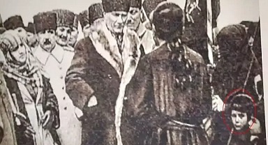 Atatürk'ün tavsiyesiyle öğretmen olan Sabiha Özar, son yolculuğuna uğurlandı...