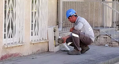 Mühürlenen evlerine girmek isteyince polis işte böyle engel oldu!
