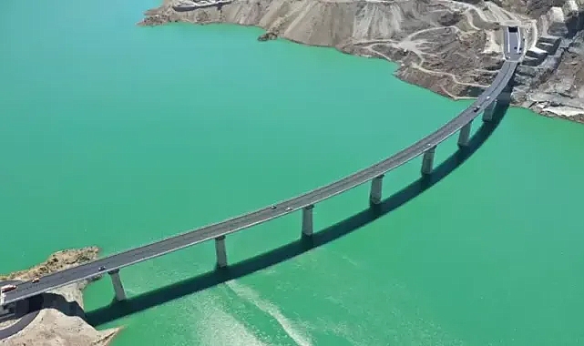 Yusufeli merkez viyadüğü trafiğe açıldı